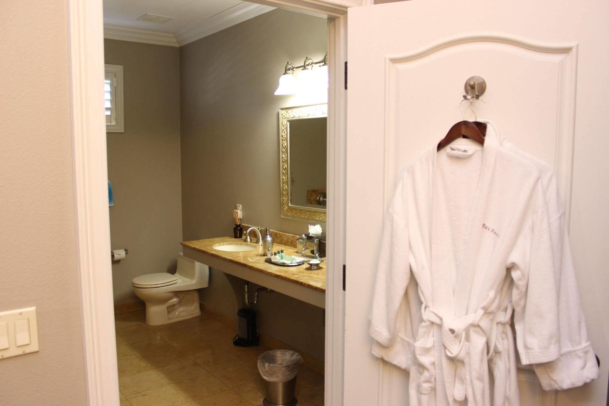 Bel Abri Napa Valley Inn Екстер'єр фото